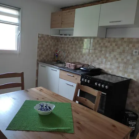 Dunav Deveti Oktobar 22 公寓