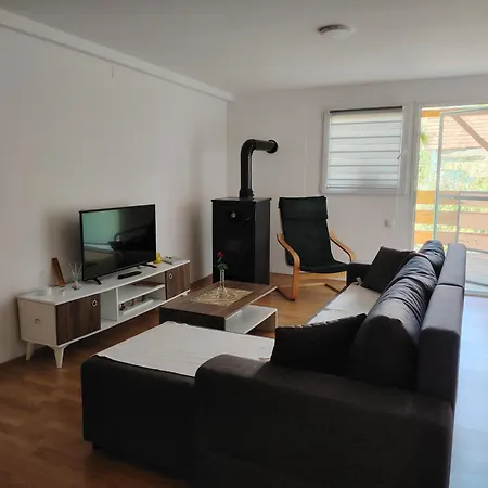 Dunav Deveti Oktobar 22 Апартаменты *
